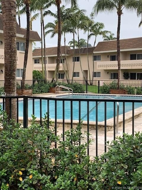 Recently Sold: $152,000 (1 beds, 1 baths, 575 Square Feet)