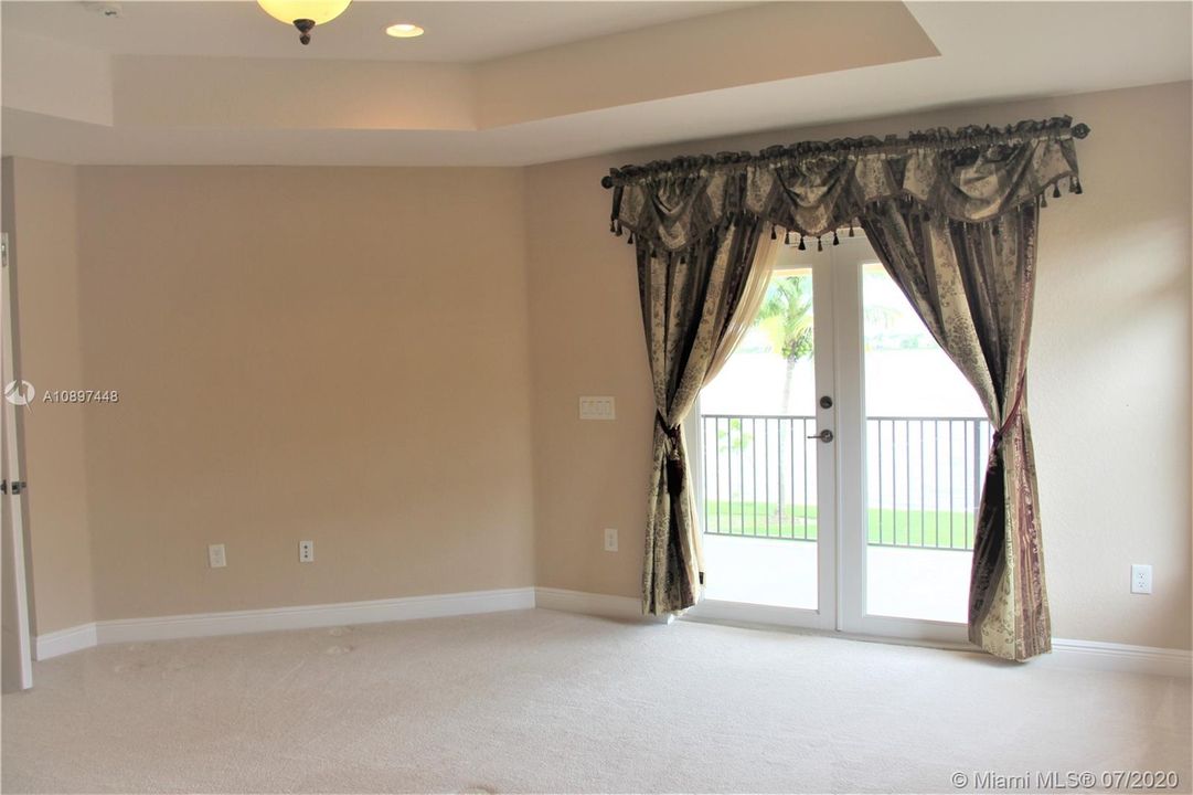 31 Main Bedroom B