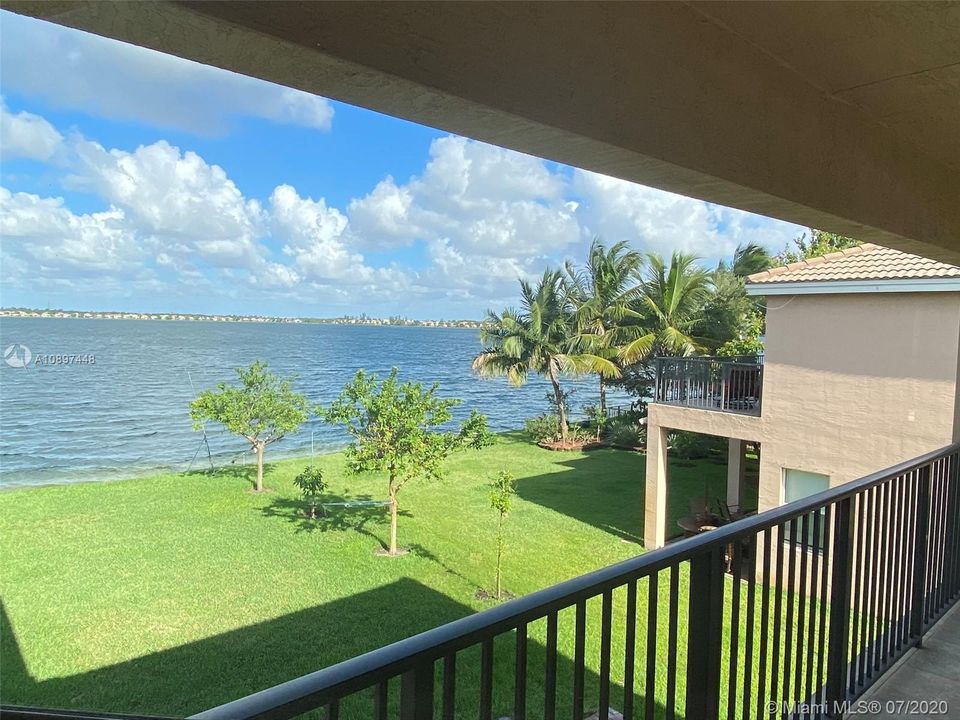 35 lake view from Balcony