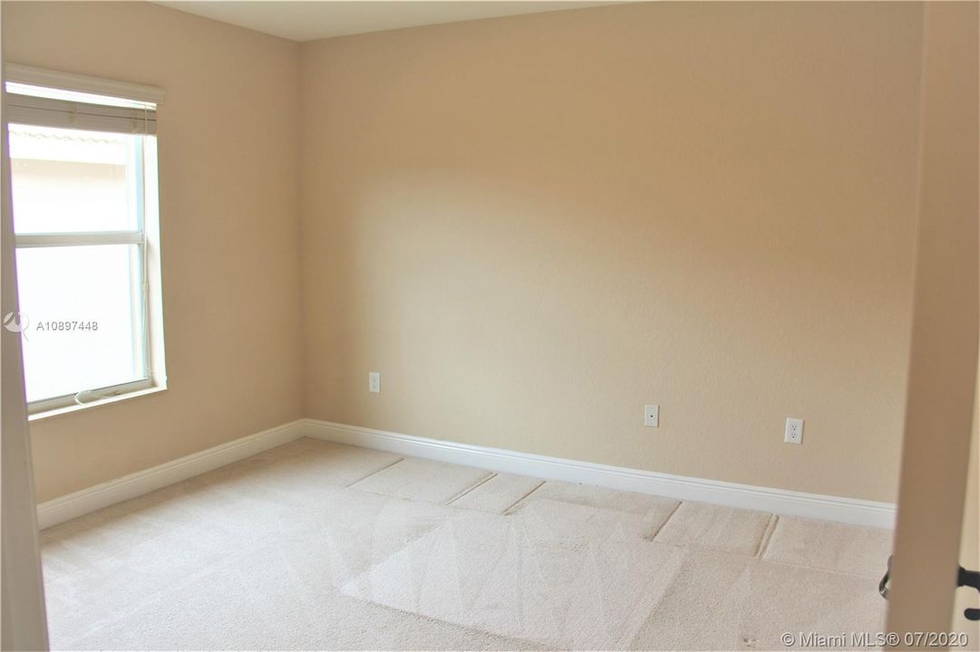 56 bedroom5 use as an office