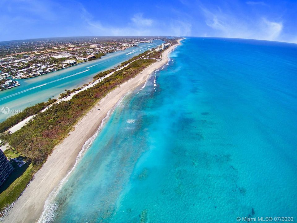 Recently Sold: $1,165,000 (2 beds, 2 baths, 2010 Square Feet)