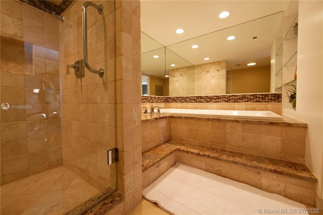 Recently Sold: $1,165,000 (2 beds, 2 baths, 2010 Square Feet)