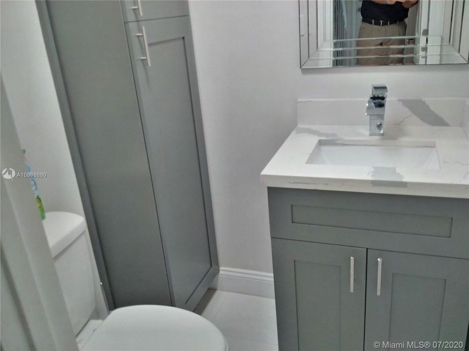 最近售出: $185,000 (2 贝兹, 1 浴室, 1000 平方英尺)