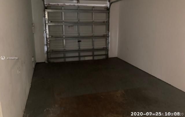 Vendido Recientemente: $175,000 (3 camas, 2 baños, 1389 Pies cuadrados)