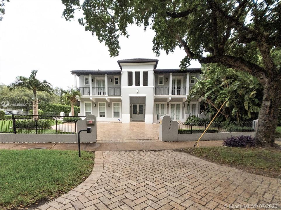 Recently Rented: $18,000 (5 beds, 5 baths, 4281 Square Feet)