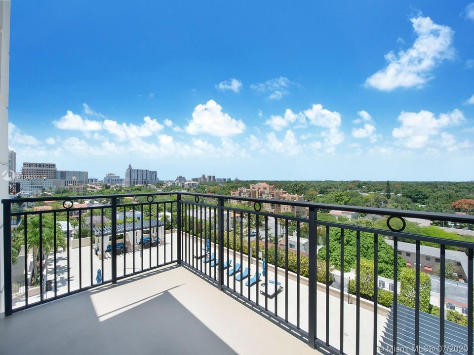 Vendido Recientemente: $481,525 (2 camas, 2 baños, 1111 Pies cuadrados)