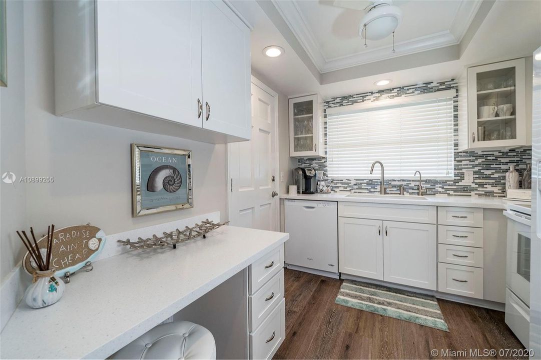 Recently Sold: $349,900 (2 beds, 2 baths, 750 Square Feet)