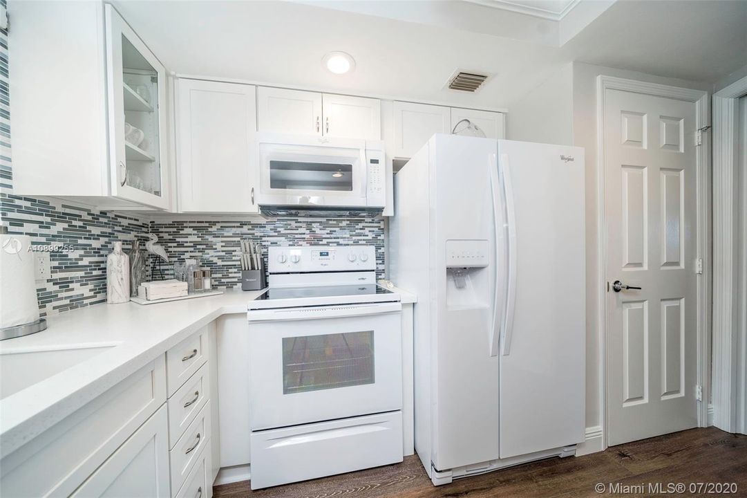 Recently Sold: $349,900 (2 beds, 2 baths, 750 Square Feet)