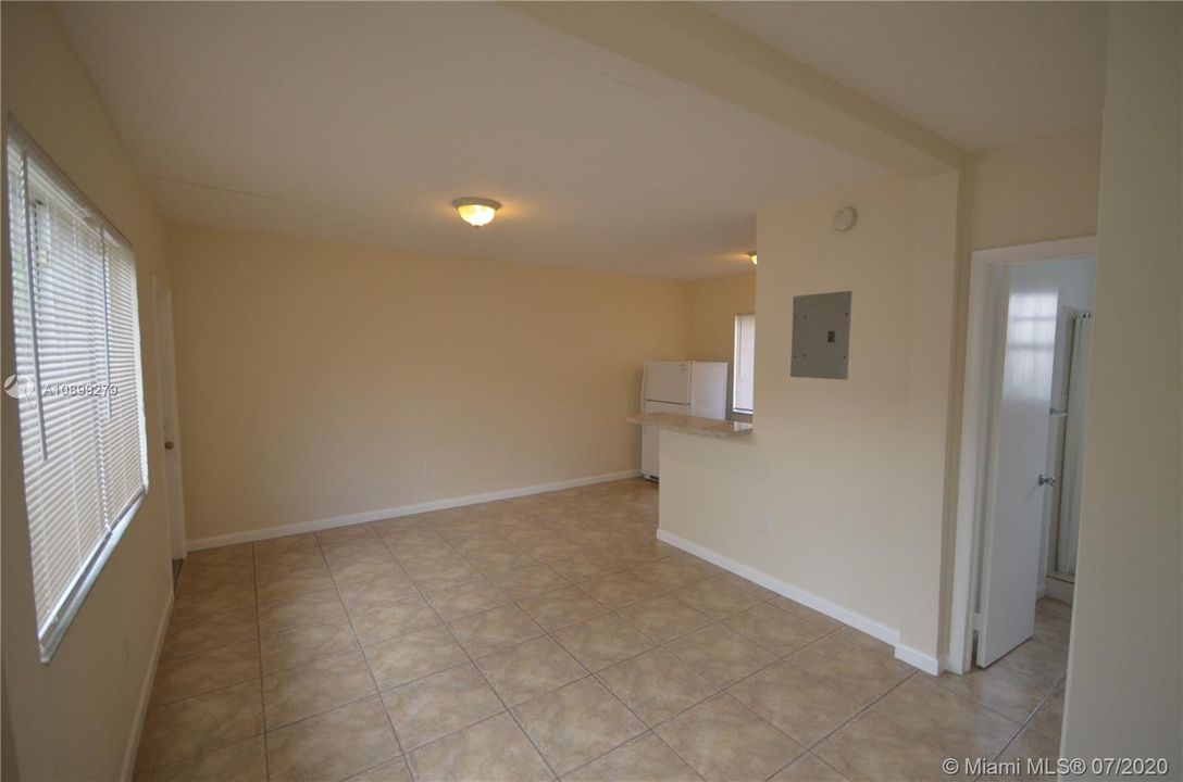 Recientemente alquilado: $870 (0 camas, 1 baños, 324 Pies cuadrados)