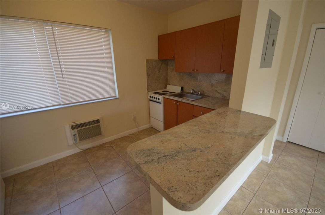 Recientemente alquilado: $870 (0 camas, 1 baños, 324 Pies cuadrados)