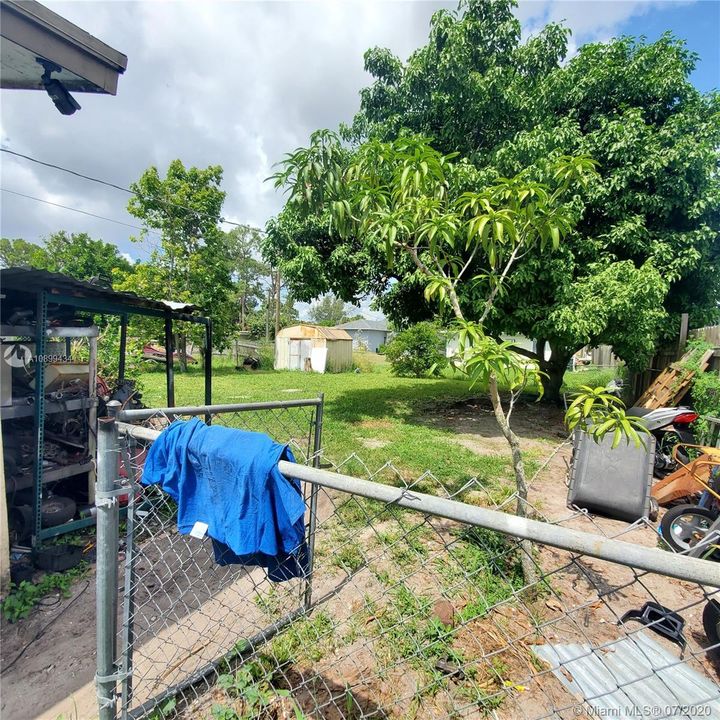 Recently Sold: $169,900 (3 beds, 2 baths, 1100 Square Feet)
