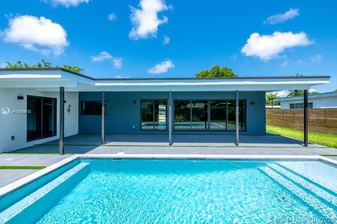 Recently Sold: $1,189,000 (5 beds, 3 baths, 2185 Square Feet)