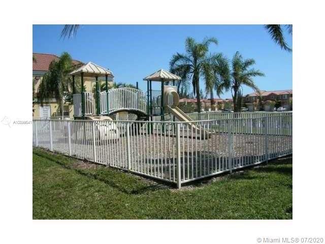 Recently Sold: $139,000 (1 beds, 1 baths, 813 Square Feet)