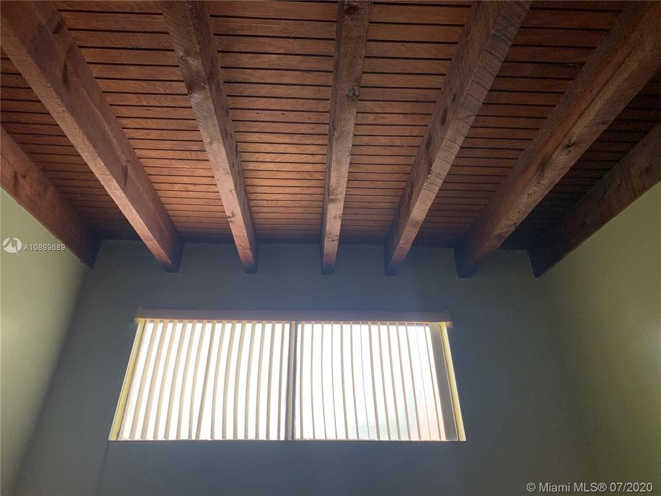 Recientemente alquilado: $1,600 (2 camas, 2 baños, 1080 Pies cuadrados)