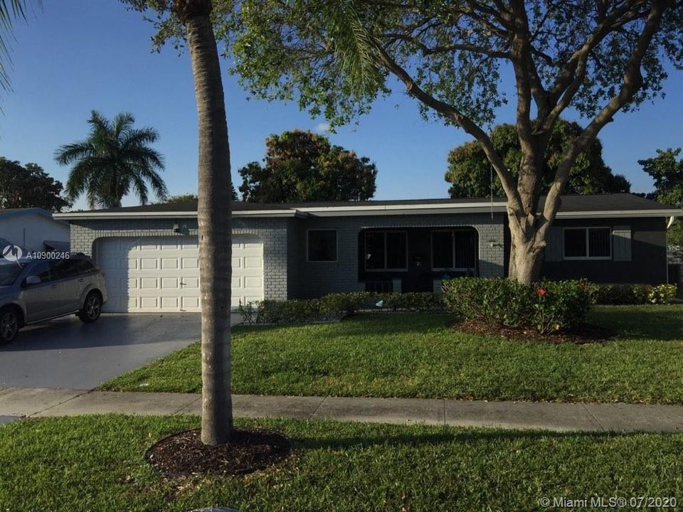 Recently Sold: $359,000 (3 beds, 2 baths, 1546 Square Feet)