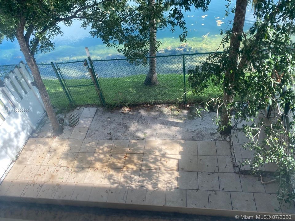 Recently Rented: $1,600 (3 beds, 2 baths, 1447 Square Feet)