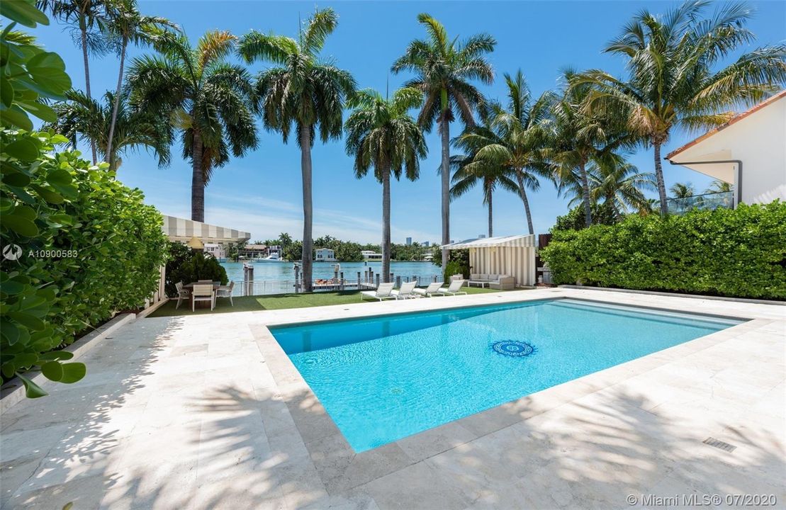 Recently Rented: $27,000 (7 beds, 4 baths, 4575 Square Feet)