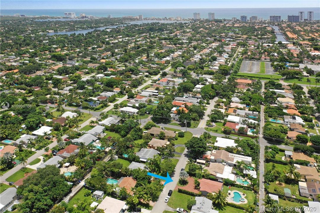 Vendido Recientemente: $449,000 (3 camas, 2 baños, 1325 Pies cuadrados)