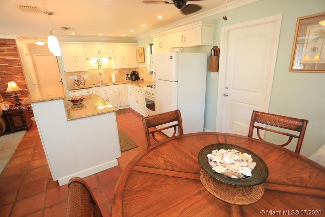 Dining Area- Kitchen