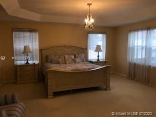 Recently Rented: $3,650 (5 beds, 3 baths, 3033 Square Feet)