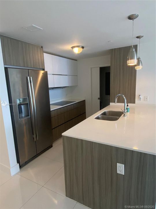 Recientemente alquilado: $3,400 (3 camas, 3 baños, 0 Pies cuadrados)