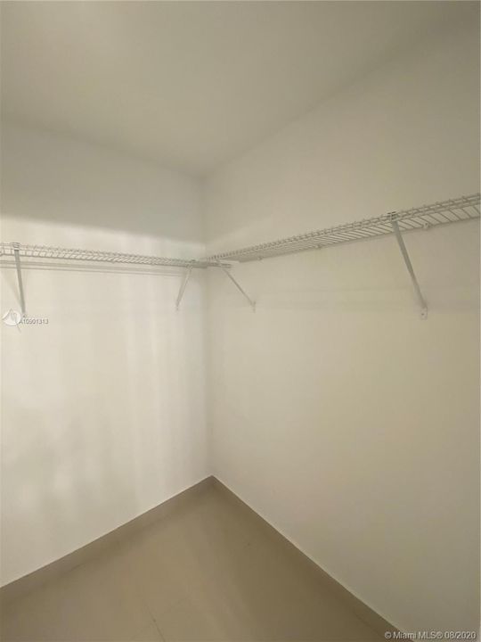 Recientemente alquilado: $3,400 (3 camas, 3 baños, 0 Pies cuadrados)