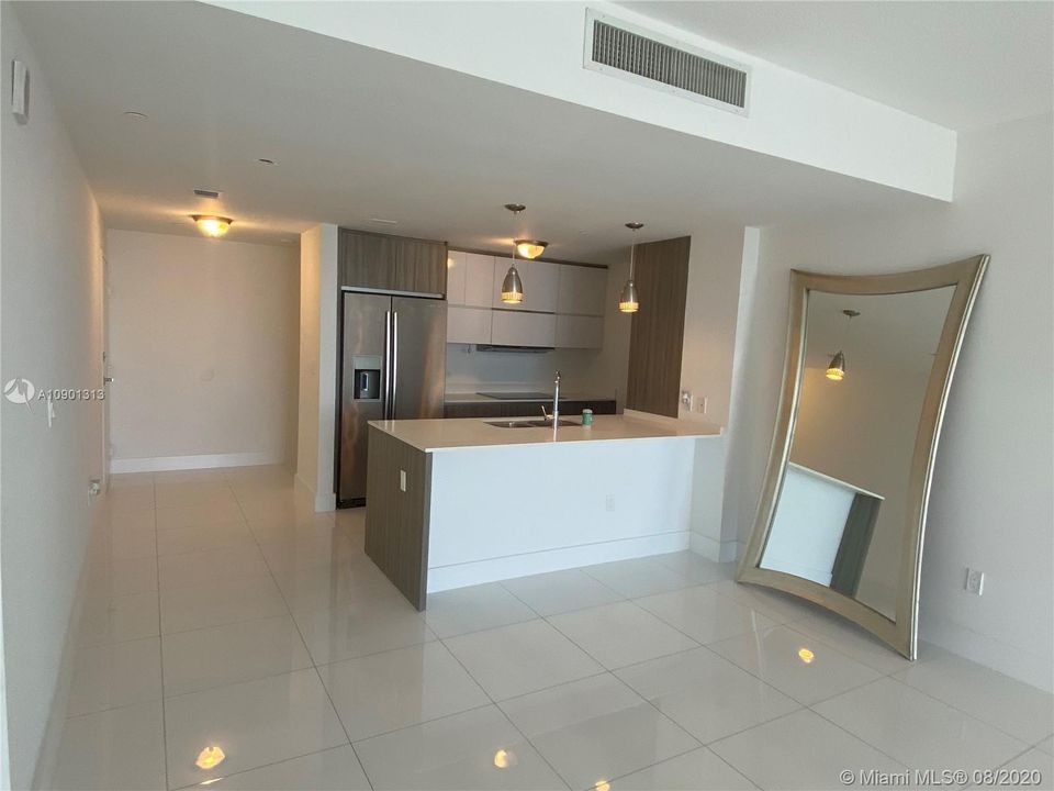 Recientemente alquilado: $3,400 (3 camas, 3 baños, 0 Pies cuadrados)