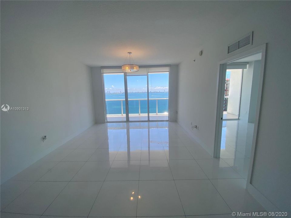 Recientemente alquilado: $3,400 (3 camas, 3 baños, 0 Pies cuadrados)