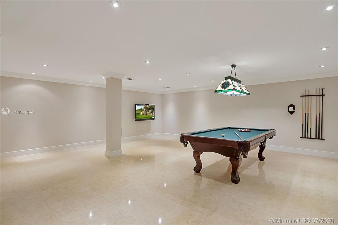 Recientemente alquilado: $8,800 (4 camas, 3 baños, 3193 Pies cuadrados)