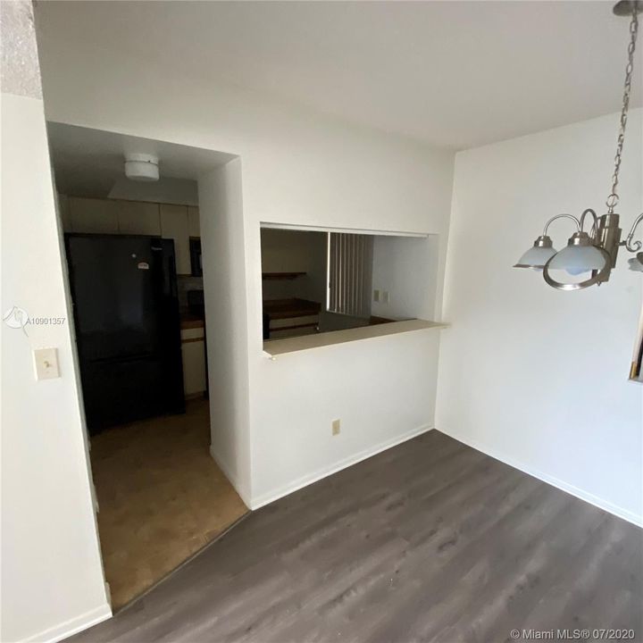Recientemente alquilado: $1,850 (2 camas, 2 baños, 1240 Pies cuadrados)