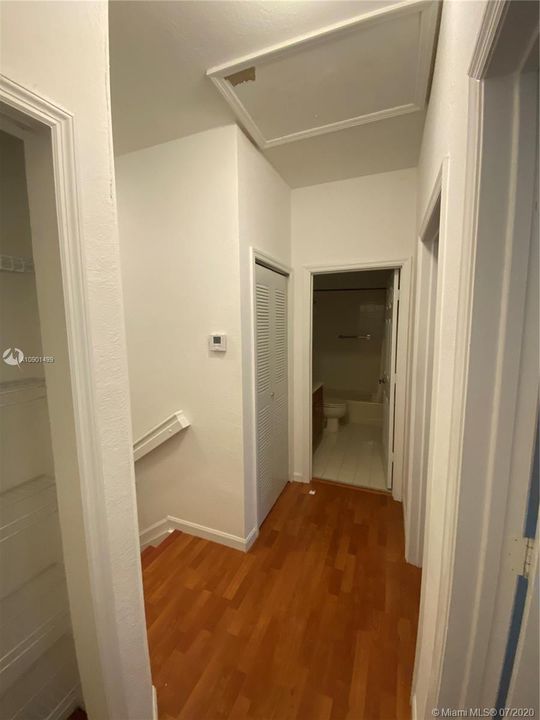 Recently Sold: $230,000 (2 beds, 2 baths, 1240 Square Feet)