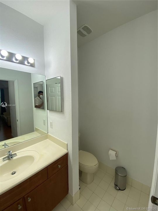 Recently Sold: $230,000 (2 beds, 2 baths, 1240 Square Feet)