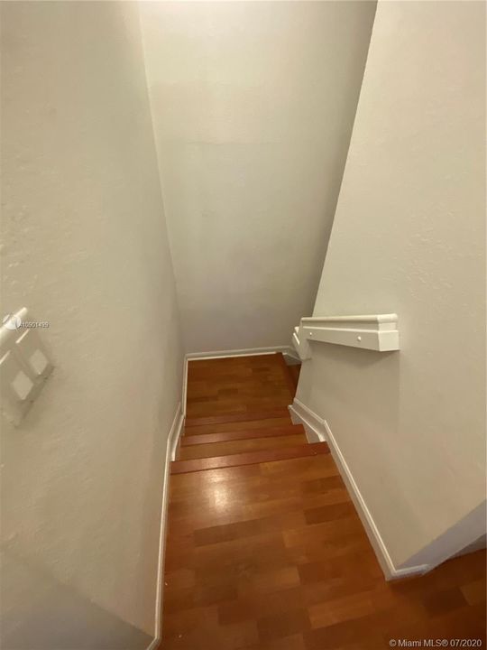 Recently Sold: $230,000 (2 beds, 2 baths, 1240 Square Feet)