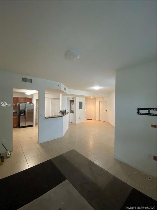 Recently Sold: $230,000 (2 beds, 2 baths, 1240 Square Feet)