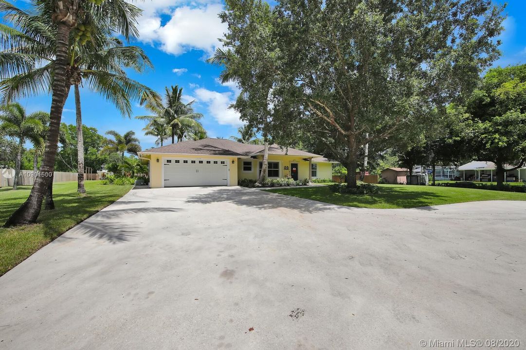 Recently Sold: $669,995 (3 beds, 2 baths, 2314 Square Feet)