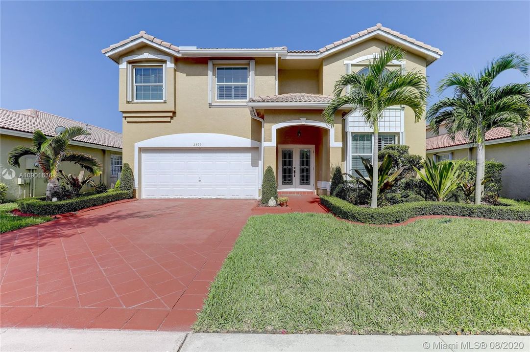 Vendido Recientemente: $499,000 (4 camas, 2 baños, 2586 Pies cuadrados)