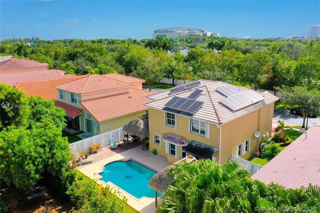 Vendido Recientemente: $499,000 (4 camas, 2 baños, 2586 Pies cuadrados)