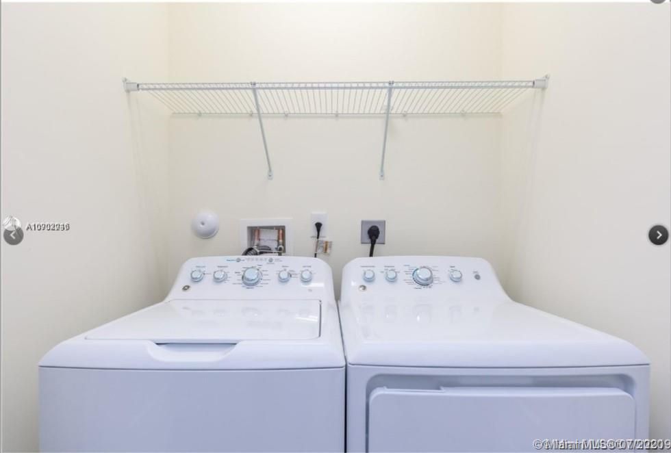 Recientemente alquilado: $2,650 (3 camas, 2 baños, 1743 Pies cuadrados)
