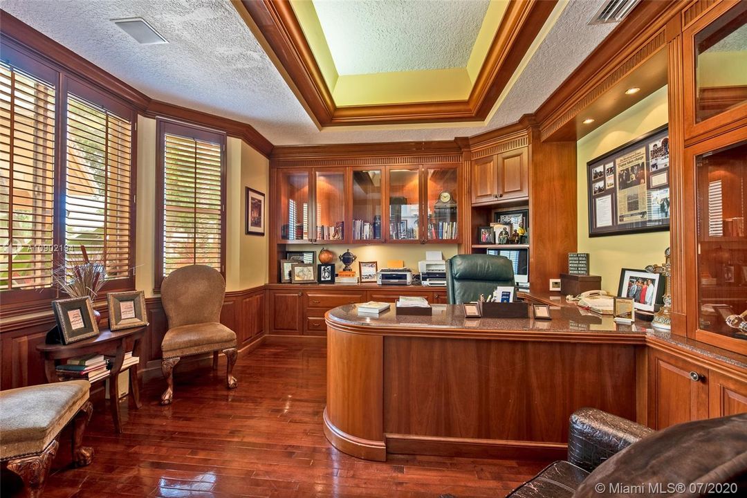 Oversized home office!