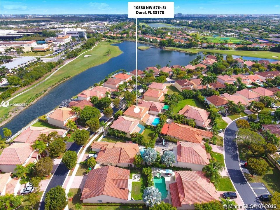 Recently Rented: $3,950 (5 beds, 3 baths, 2885 Square Feet)