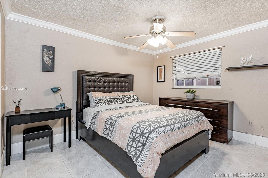 Guest Bedroom 1