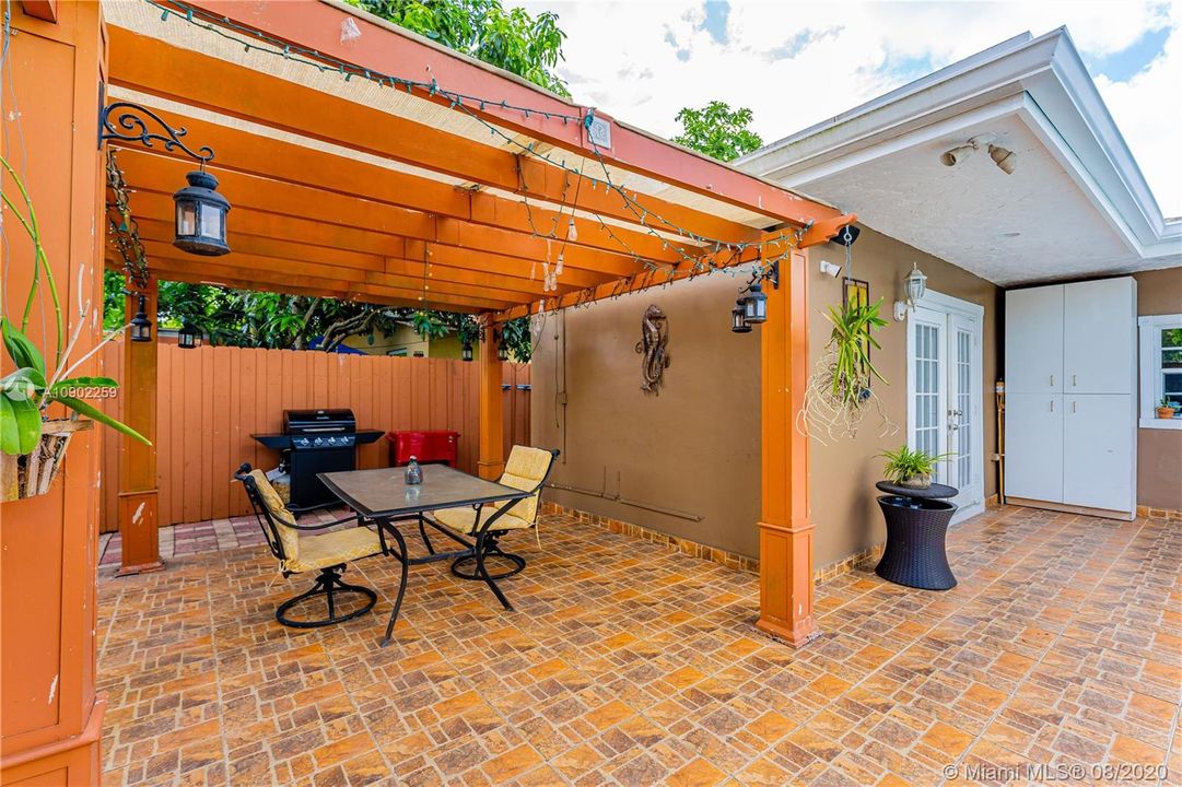 Outdoor entertainment