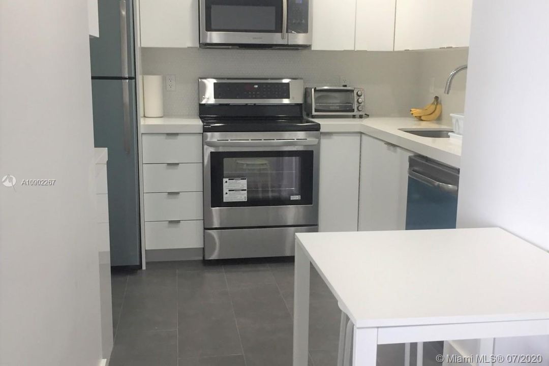 Recently Sold: $199,900 (0 beds, 1 baths, 746 Square Feet)