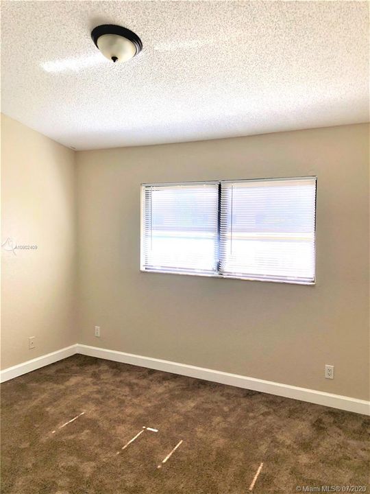 Vendido Recientemente: $161,120 (2 camas, 1 baños, 1020 Pies cuadrados)