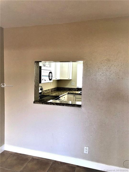 Vendido Recientemente: $161,120 (2 camas, 1 baños, 1020 Pies cuadrados)