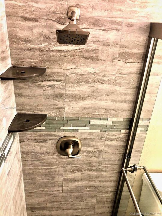 Vendido Recientemente: $161,120 (2 camas, 1 baños, 1020 Pies cuadrados)