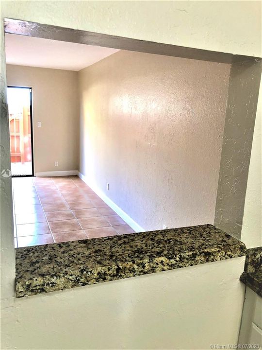 Vendido Recientemente: $161,120 (2 camas, 1 baños, 1020 Pies cuadrados)
