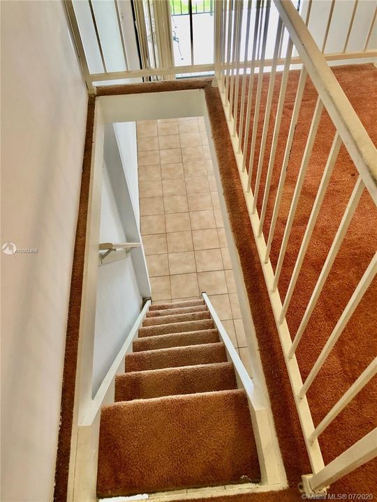 Vendido Recientemente: $210,000 (2 camas, 2 baños, 1000 Pies cuadrados)