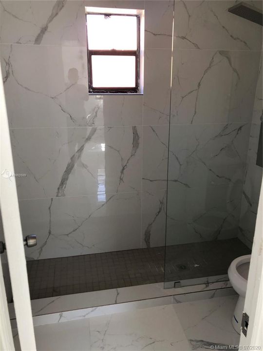 Recently Rented: $2,900 (4 beds, 2 baths, 1482 Square Feet)
