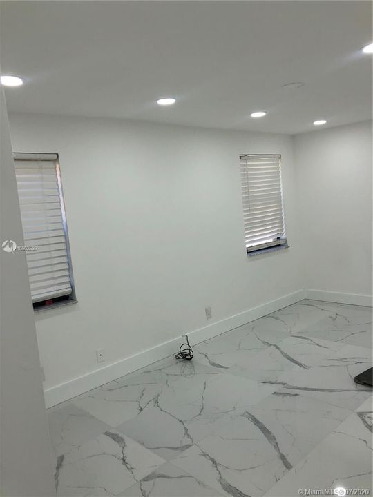 Recently Rented: $2,900 (4 beds, 2 baths, 1482 Square Feet)